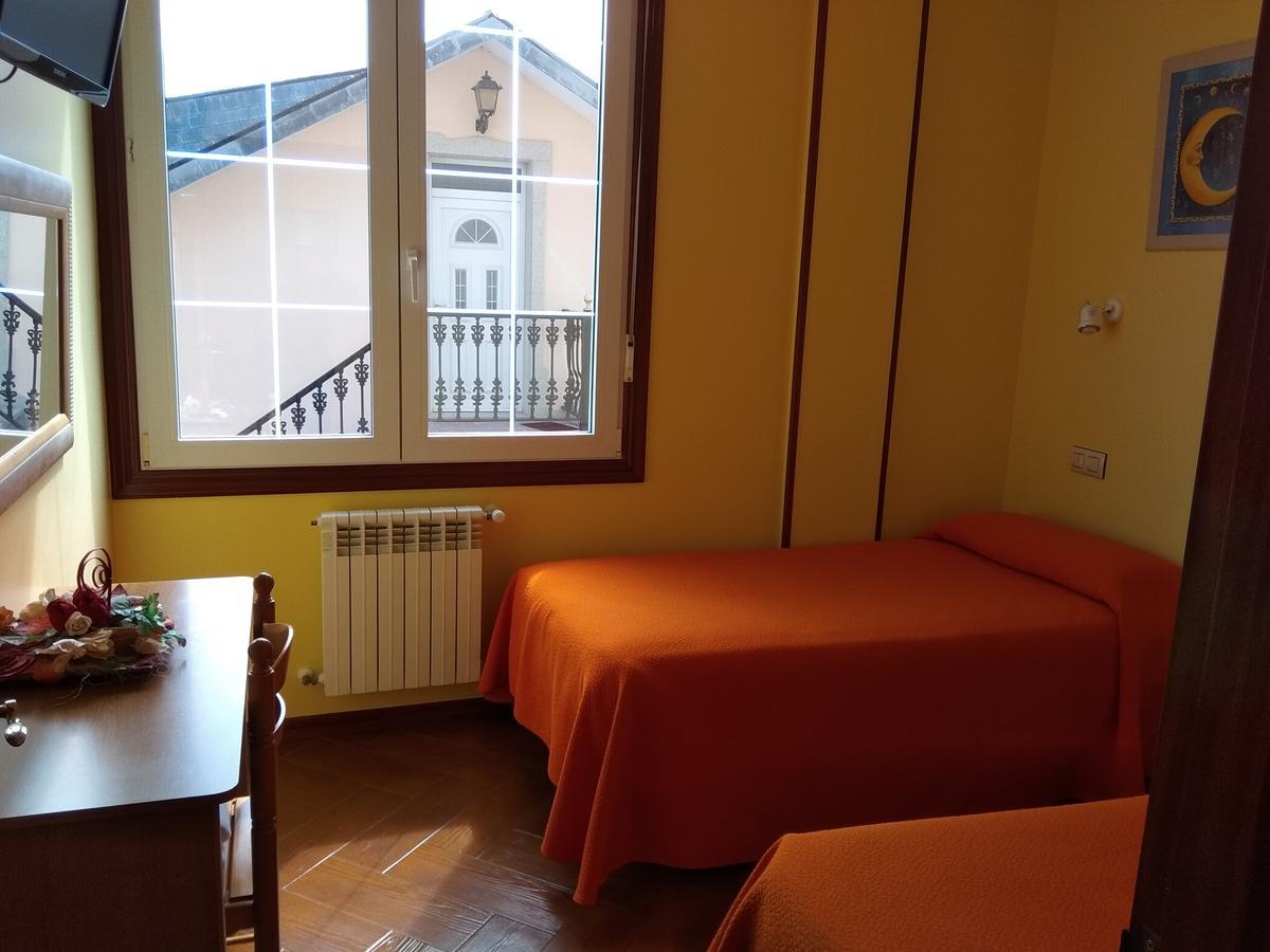 Hostal Residencia Bahia Laxe Exteriör bild